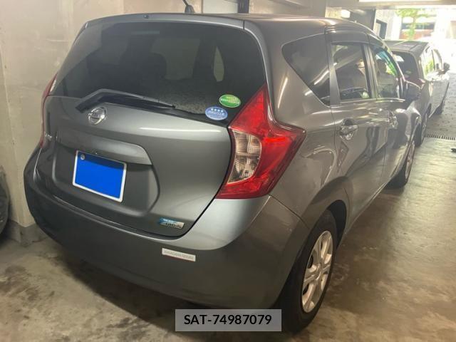 Nissan NOTE 2015-01 8830906-3