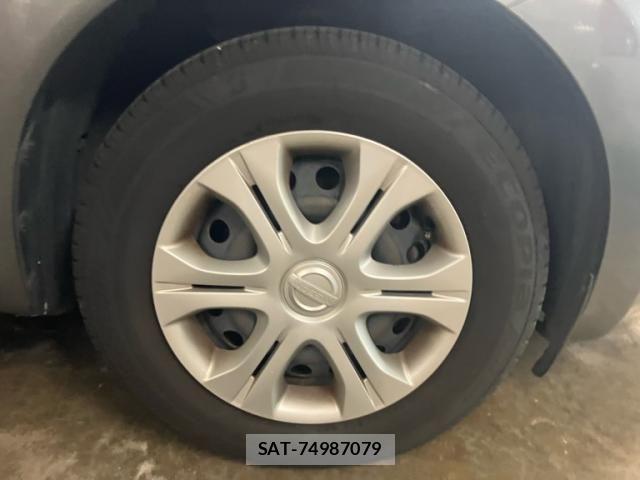 Nissan NOTE 2015-01 8830906-5
