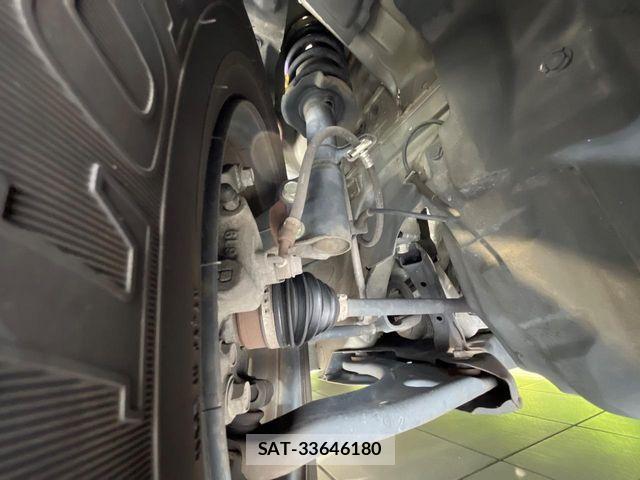 Nissan NOTE 2017-02 8830892-19
