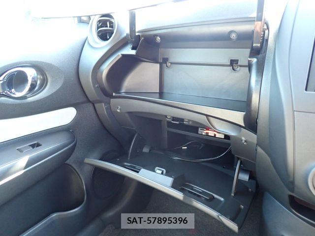 Nissan NOTE 2020-07 8830882-15