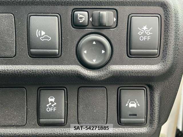 Nissan NOTE 2019-09 8830867-3