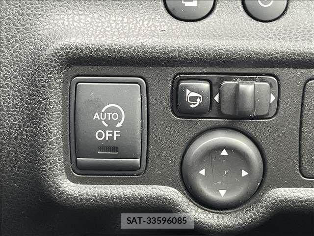 Nissan NOTE 2016-03 8830870-22