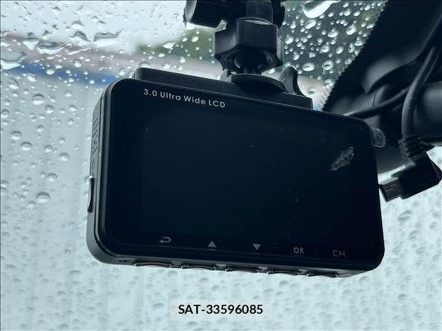 Nissan NOTE 2016-03 8830870-26