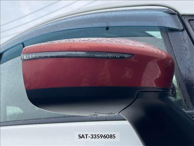 Nissan NOTE 2016-03 8830870-29