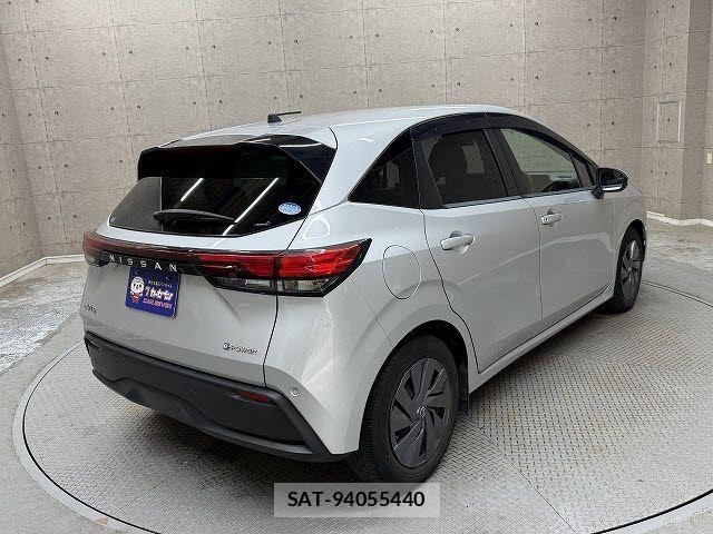 Nissan NOTE 2021-08 8830865-2