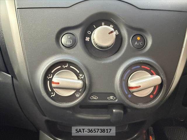 Nissan NOTE 2013-09 8830907-21
