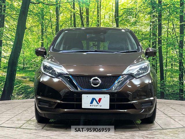 Nissan NOTE 2017-11 8830873-13