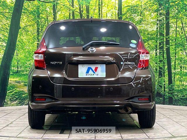 Nissan NOTE 2017-11 8830873-14