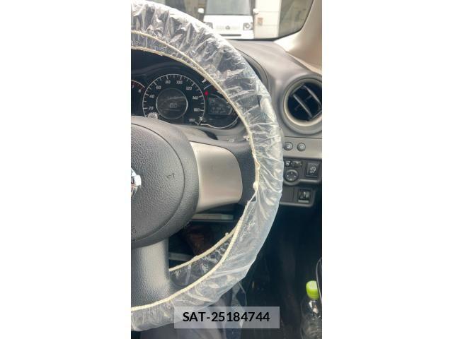 Nissan NOTE 2013-09 8830912-12