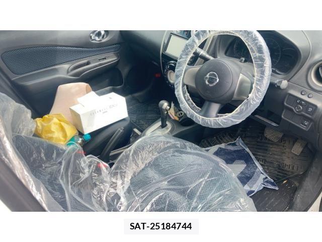Nissan NOTE 2013-09 8830912-15