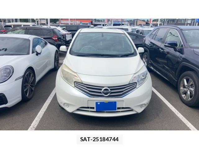 Nissan NOTE 2013-09 8830912-1