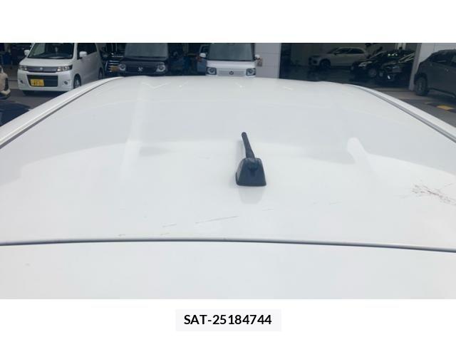 Nissan NOTE 2013-09 8830912-21