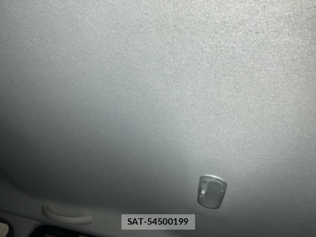 Nissan NOTE 2014-10 8830910-12