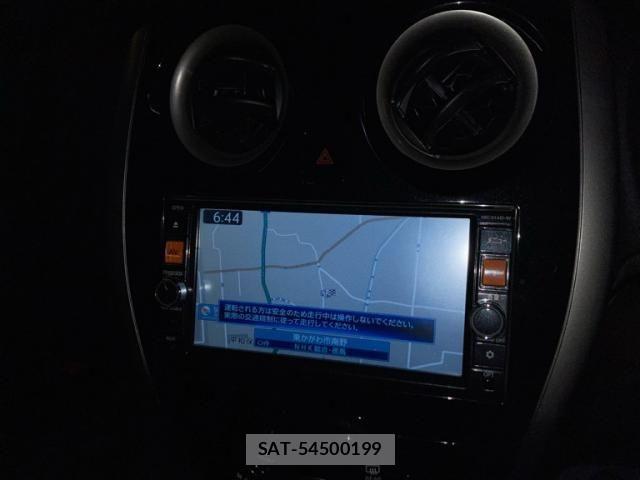 Nissan NOTE 2014-10 8830910-17