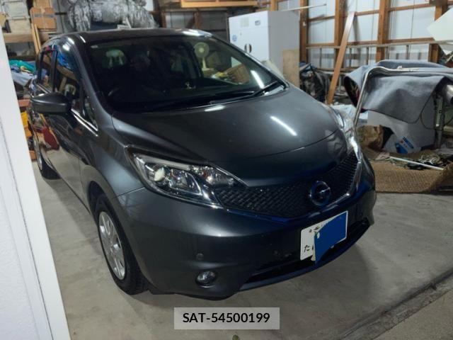 Nissan NOTE 2014-10 8830910-1