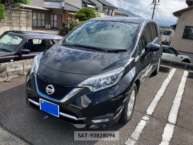 Nissan NOTE 2017-09 8830898-3