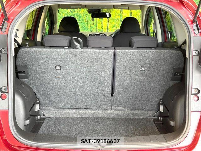 Nissan NOTE 2015-05 8830889-9
