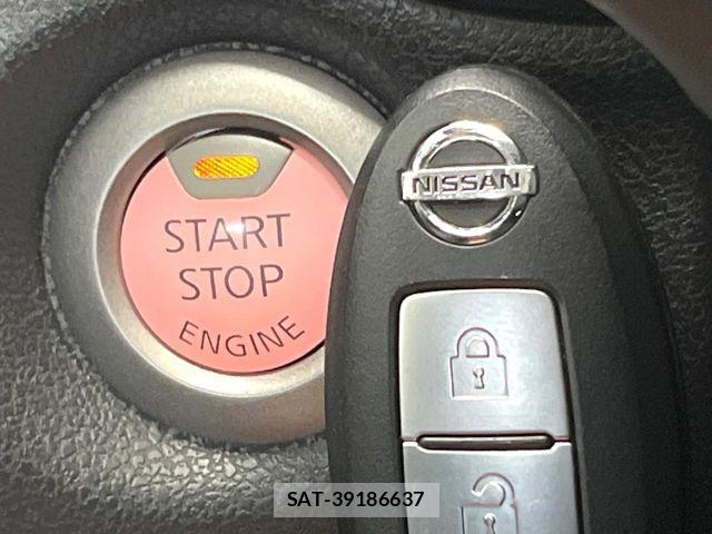 Nissan NOTE 2015-05 8830889-5
