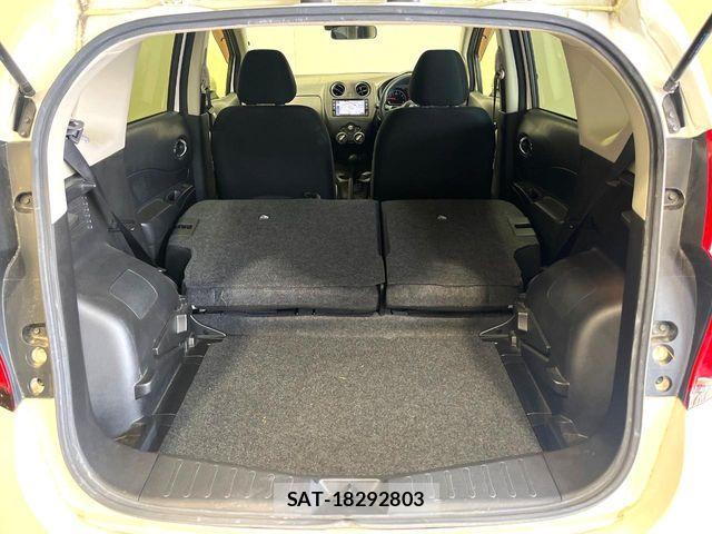 Nissan NOTE 2018-01 8830893-11
