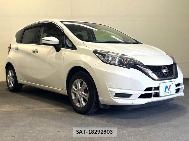 Nissan NOTE 2018-01 8830893-17