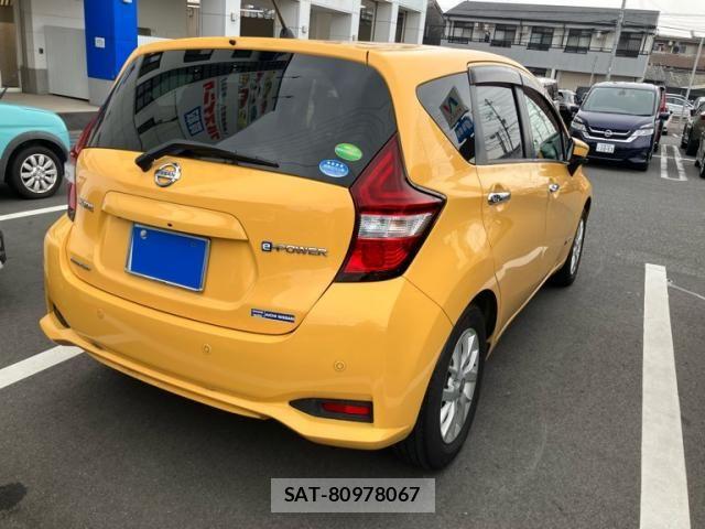 Nissan NOTE 2019-09 8830895-3