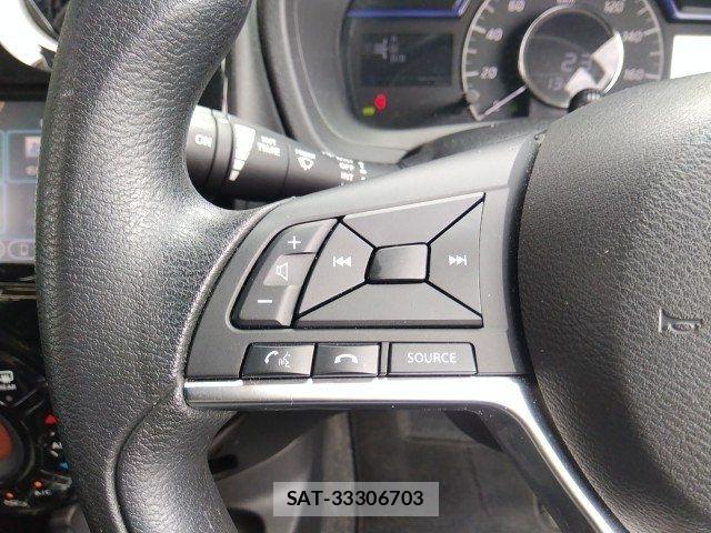 Nissan NOTE 2018-05 8830890-19