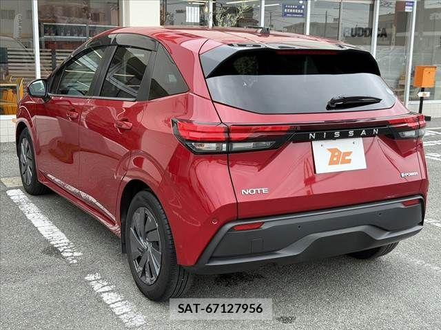 Nissan NOTE 2021-08 8830862-14