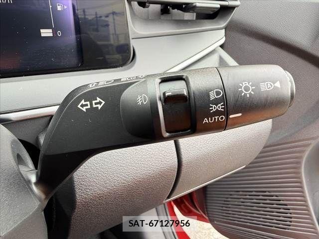 Nissan NOTE 2021-08 8830862-29