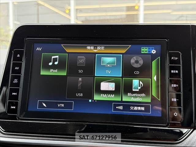 Nissan NOTE 2021-08 8830862-3