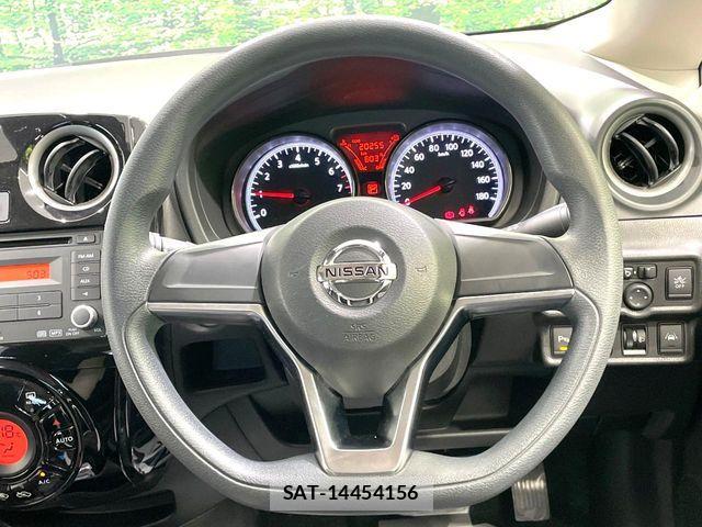 Nissan NOTE 2018-09 8830884-10