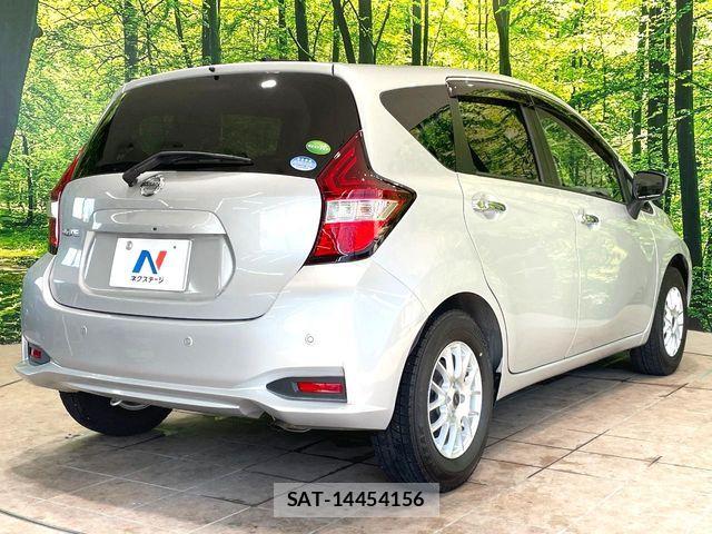 Nissan NOTE 2018-09 8830884-16