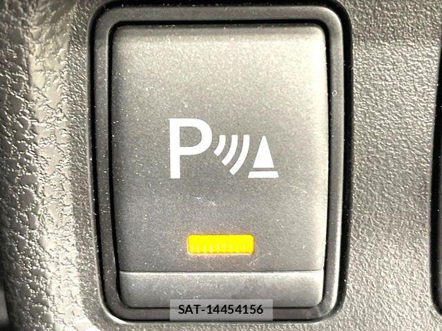 Nissan NOTE 2018-09 8830884-3