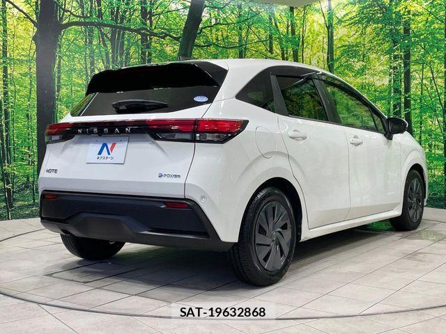 Nissan NOTE 2021-08 8830863-17