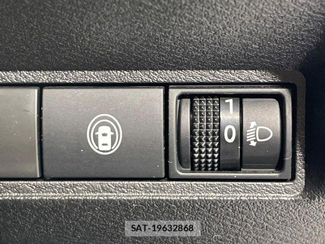 Nissan NOTE 2021-08 8830863-6