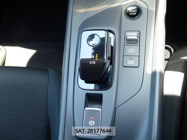 Nissan NOTE 2022-07 8830861-10