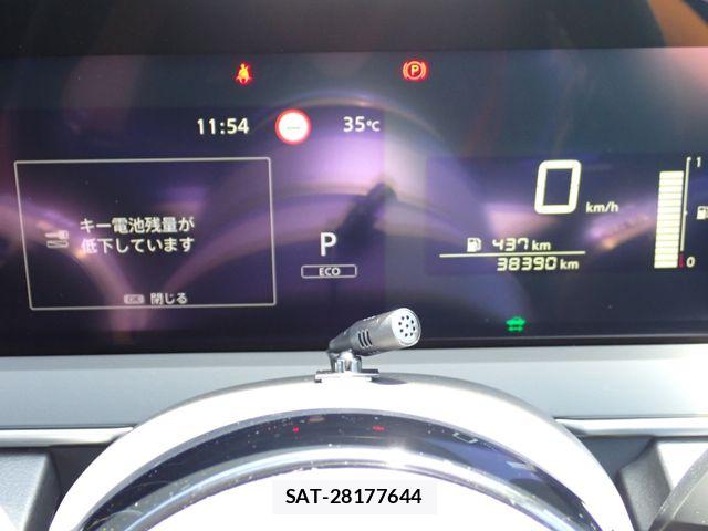 Nissan NOTE 2022-07 8830861-13