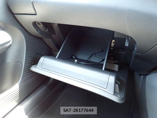 Nissan NOTE 2022-07 8830861-15
