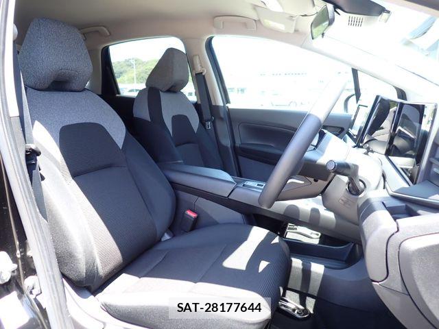 Nissan NOTE 2022-07 8830861-16