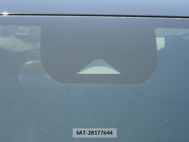 Nissan NOTE 2022-07 8830861-23