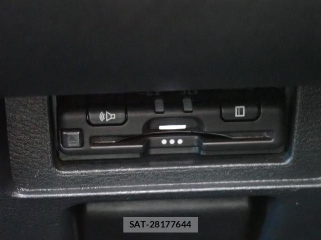 Nissan NOTE 2022-07 8830861-6