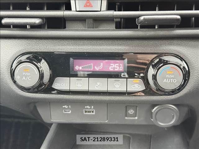 Nissan NOTE 2021-08 8830866-12