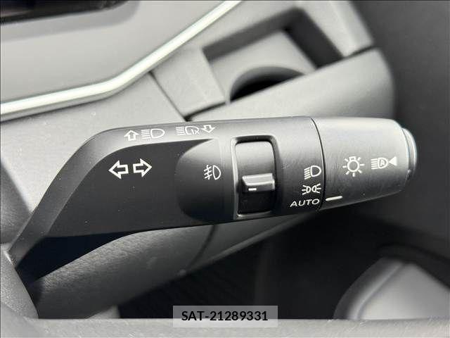 Nissan NOTE 2021-08 8830866-26