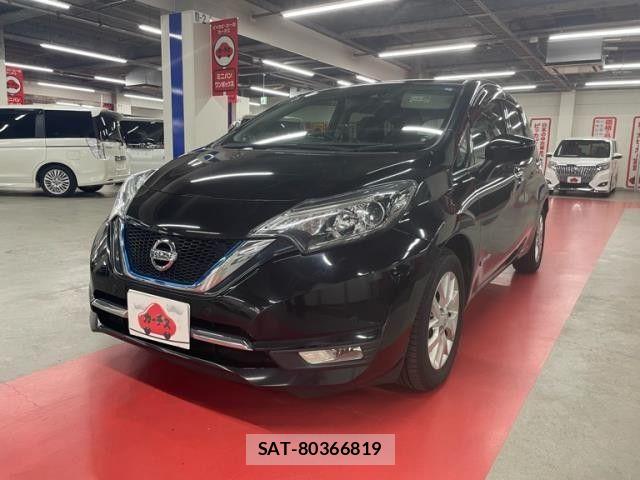 Nissan NOTE 2017-05 8830894-0