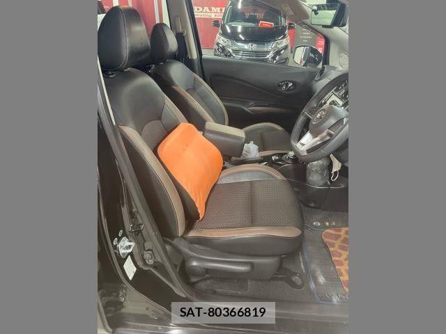 Nissan NOTE 2017-05 8830894-3