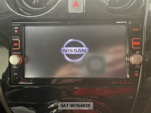 Nissan NOTE 2017-05 8830894-5
