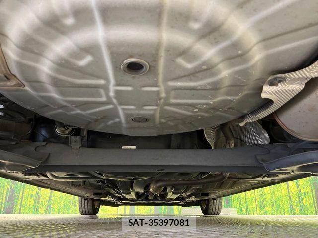 Nissan NOTE 2017-11 8830883-18
