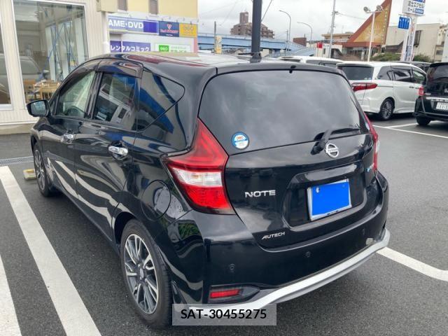 Nissan NOTE 2017-12 8830887-9