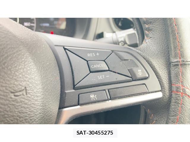 Nissan NOTE 2017-12 8830887-26