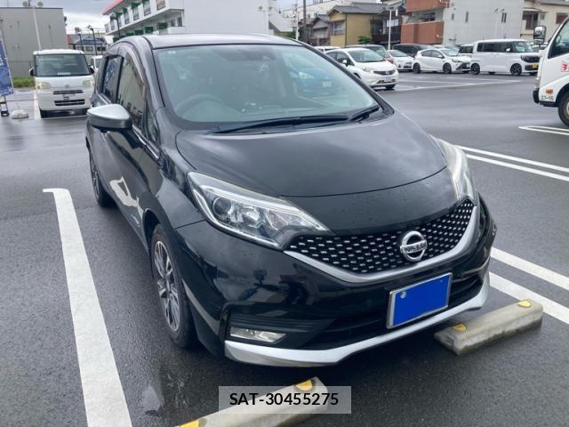 Nissan NOTE 2017-12 8830887-2