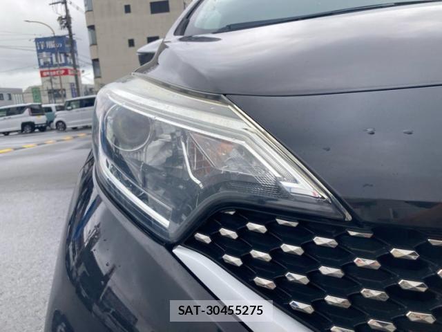 Nissan NOTE 2017-12 8830887-3